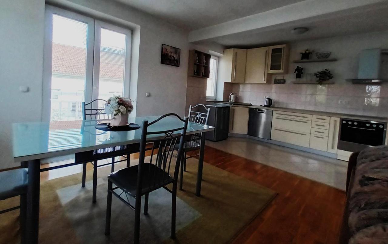 Mia Apartment Tomislavgrad Bagian luar foto